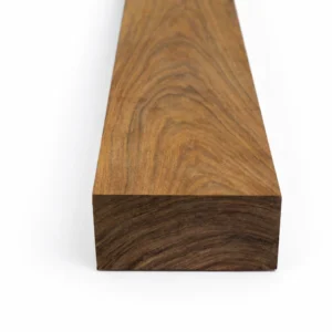 Madera Lapacho Boliviano cepillada.
